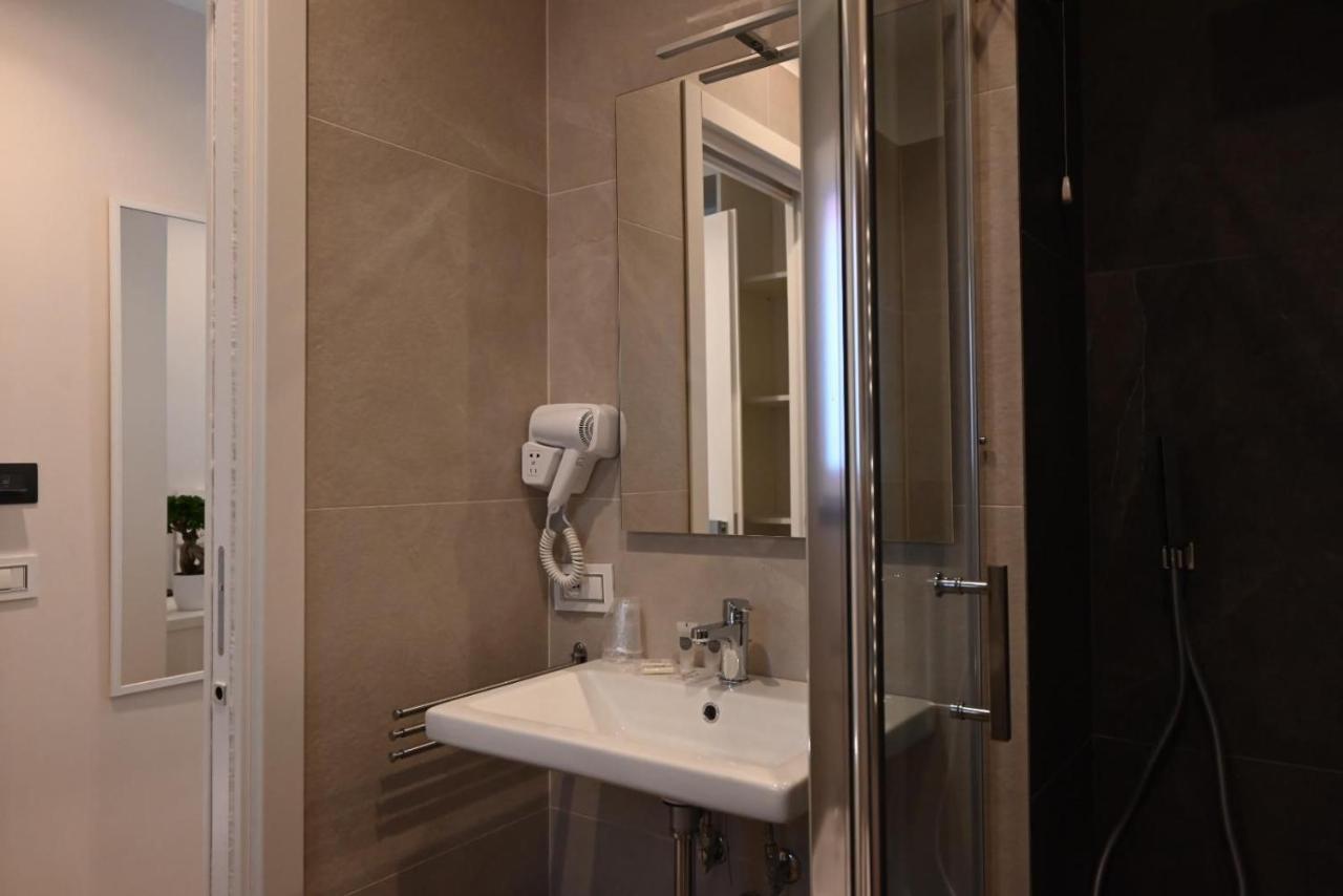 B&B Palazzina Avallone Naples Luaran gambar
